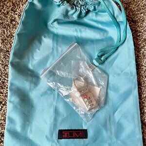 Tumi Vista Shoe or Dust Bag with Tumi Luggage Lock. NWOT